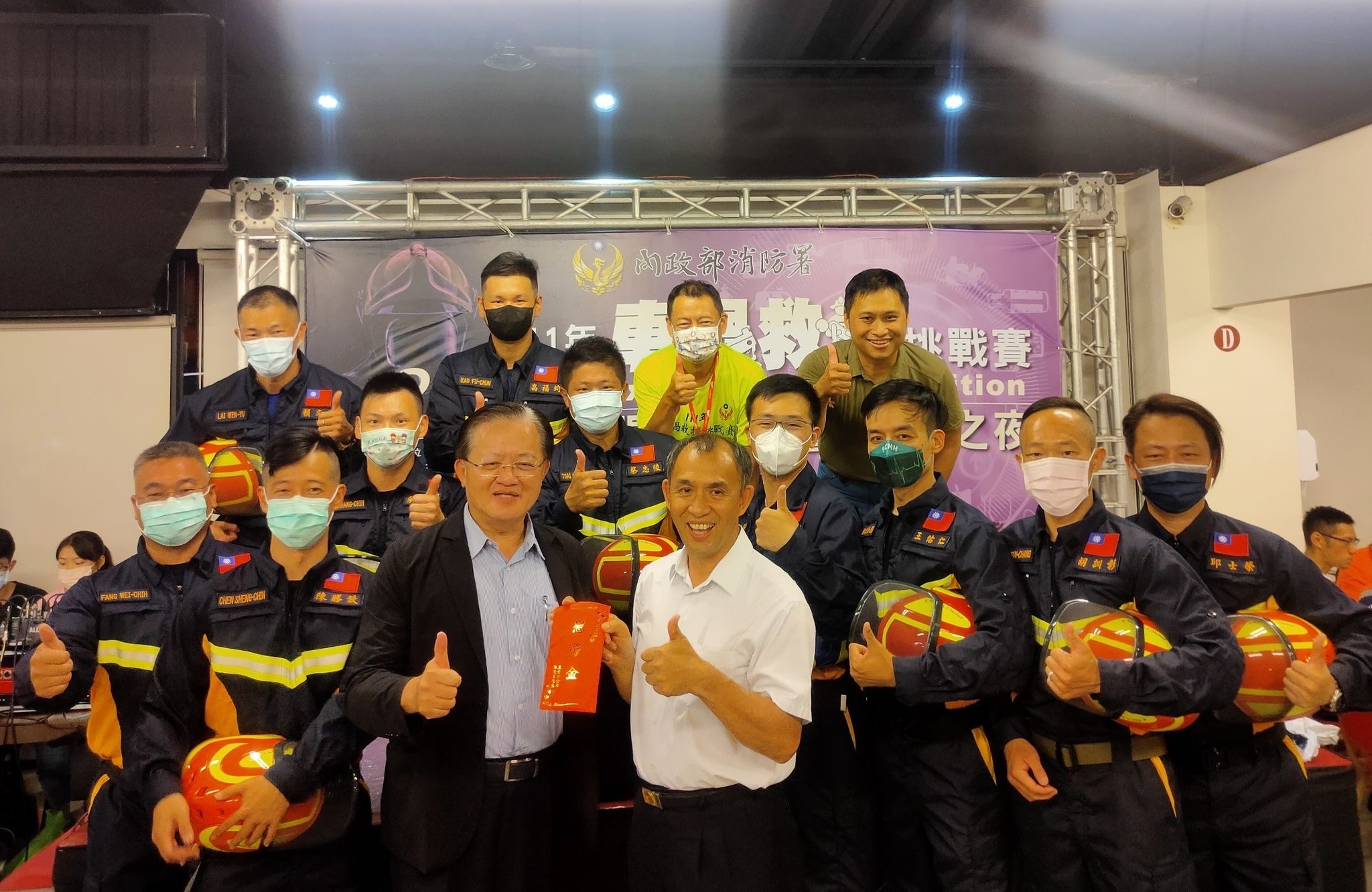財團法人中華民國救助技術發展與諮詢協會與本署率全台10名優秀消防人員前往盧森堡參加世界車禍救援挑戰賽-1